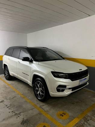 JEEP COMMANDER 2.0 TD380 TURBO DIESEL OVERLAND AT9